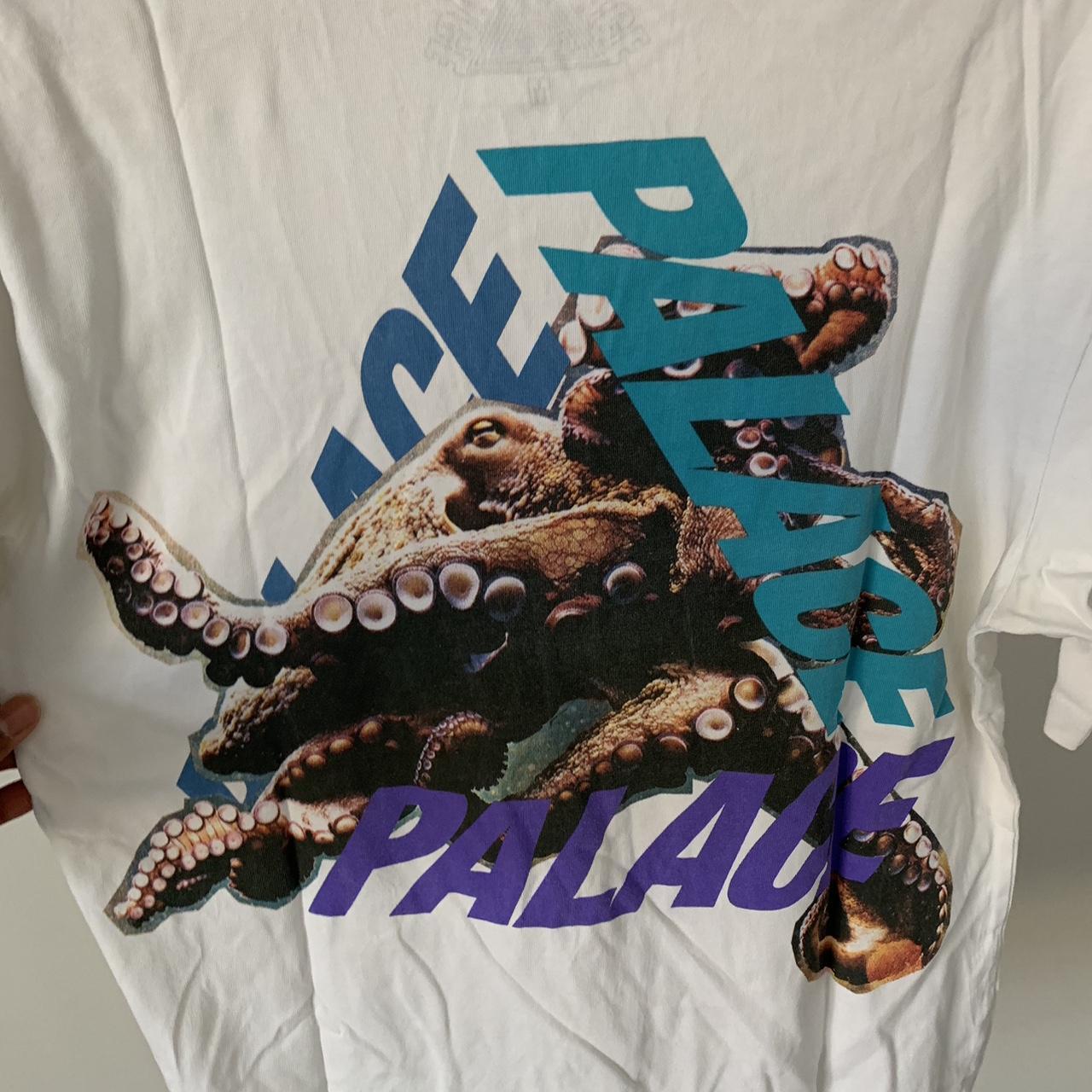 Palace tri deals gaine tee