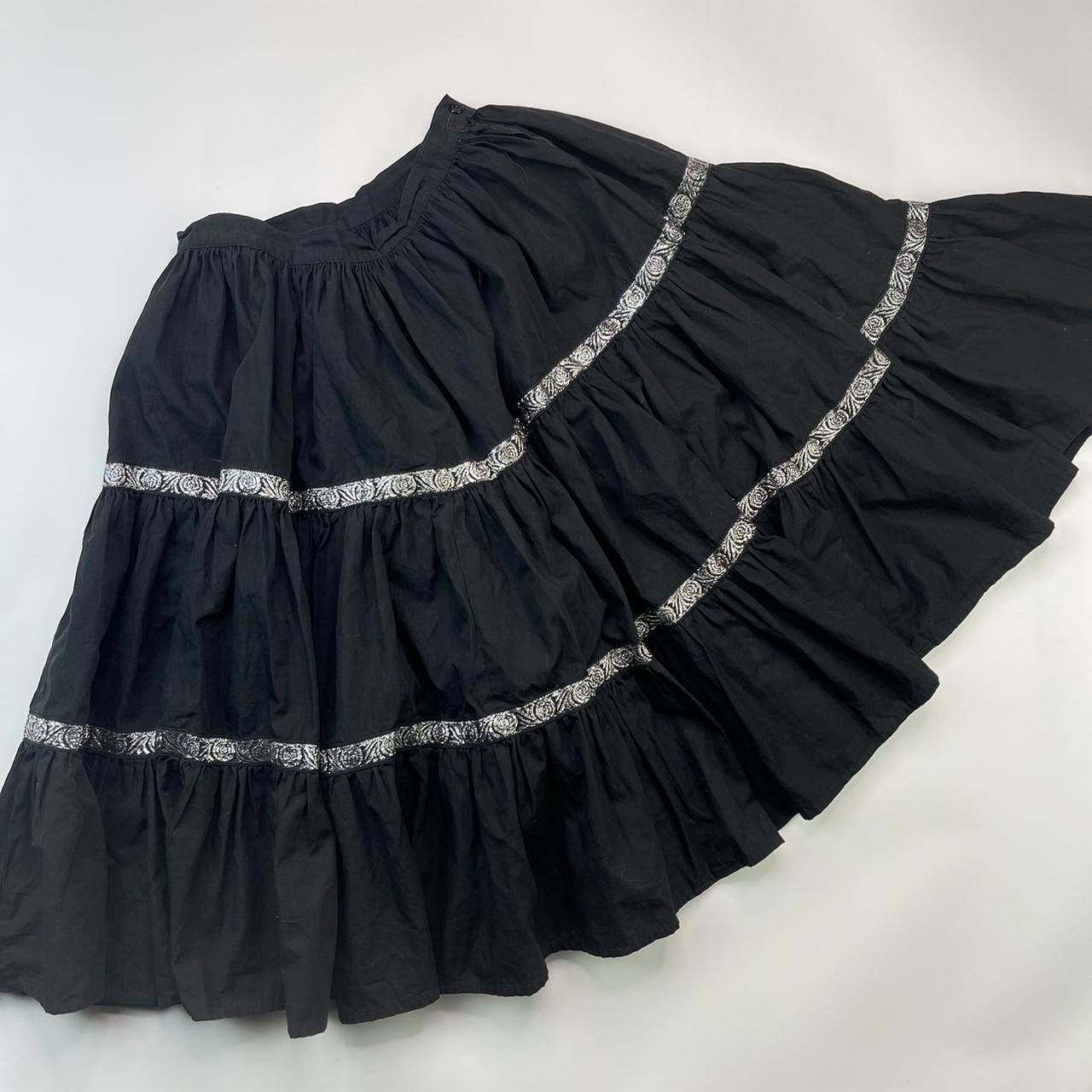 item listed by sticksandstonecold