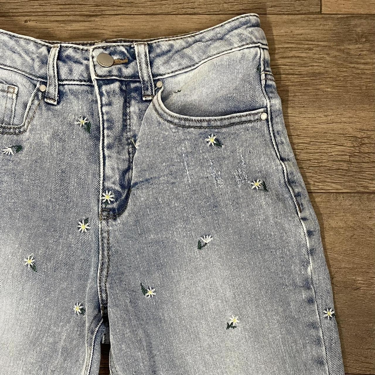 Tinseltown Daisy Flower Jeans DEPOP PAY ONLY... - Depop