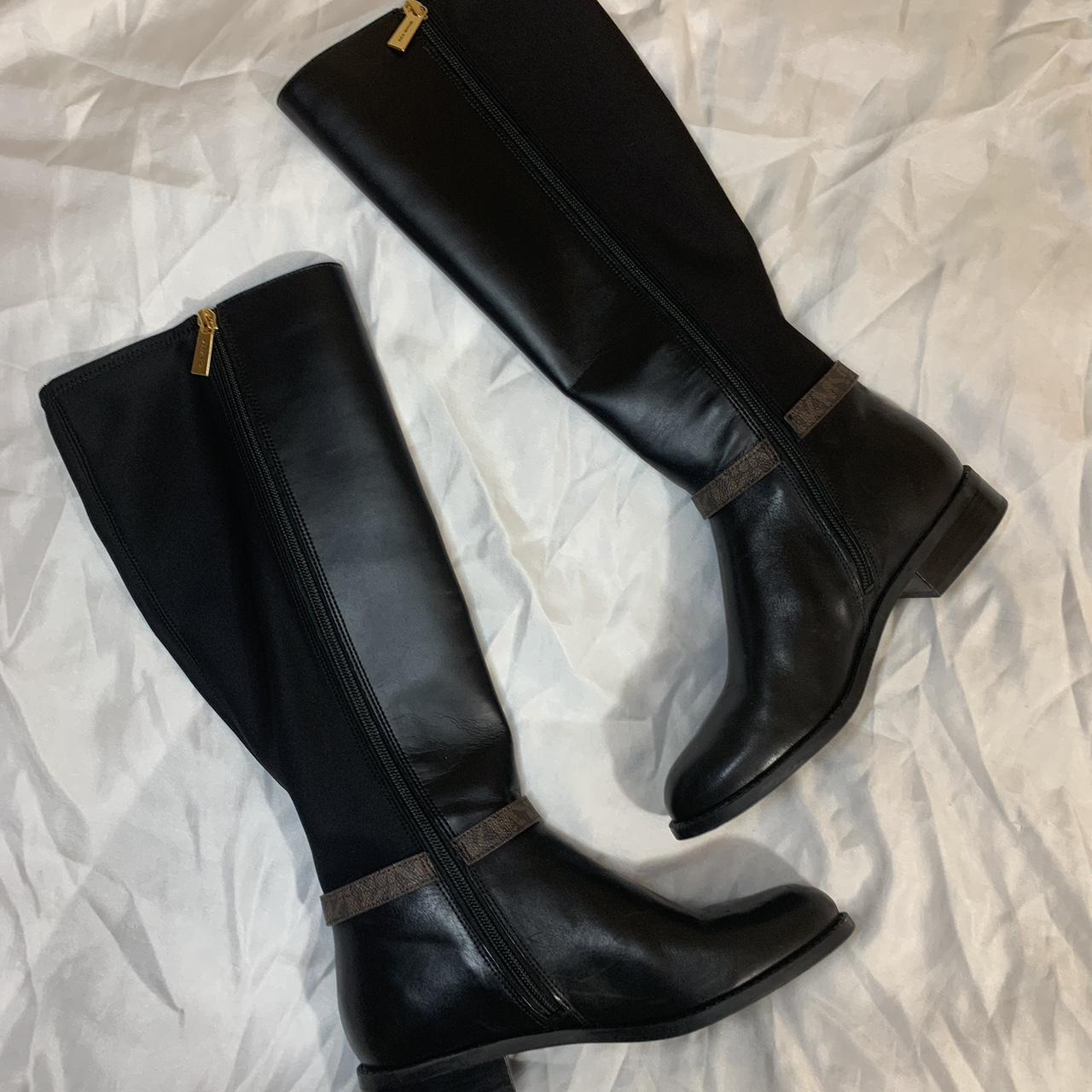 Michael Kors Women's Black and Brown Boots | Depop