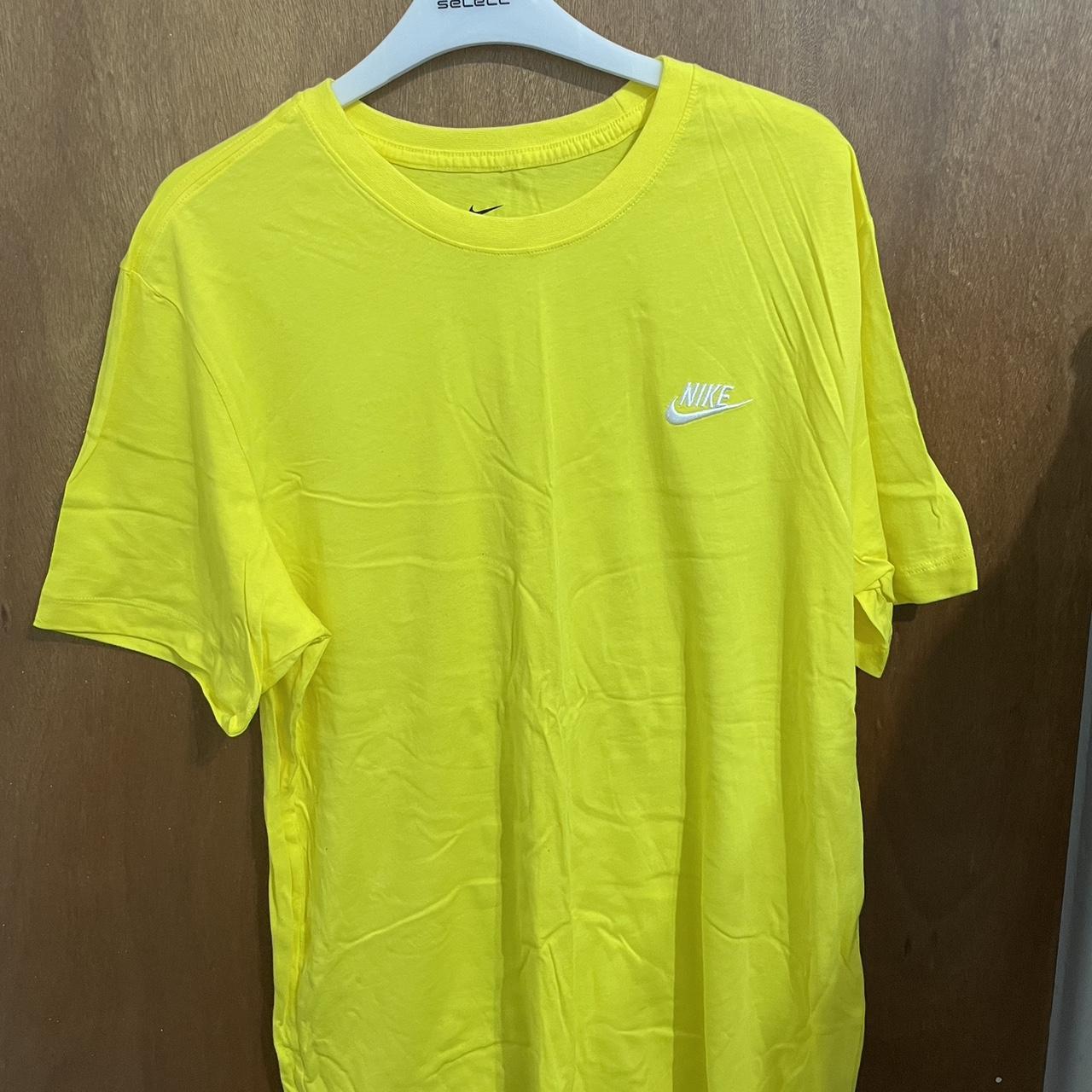 nike neon yellow t shirt