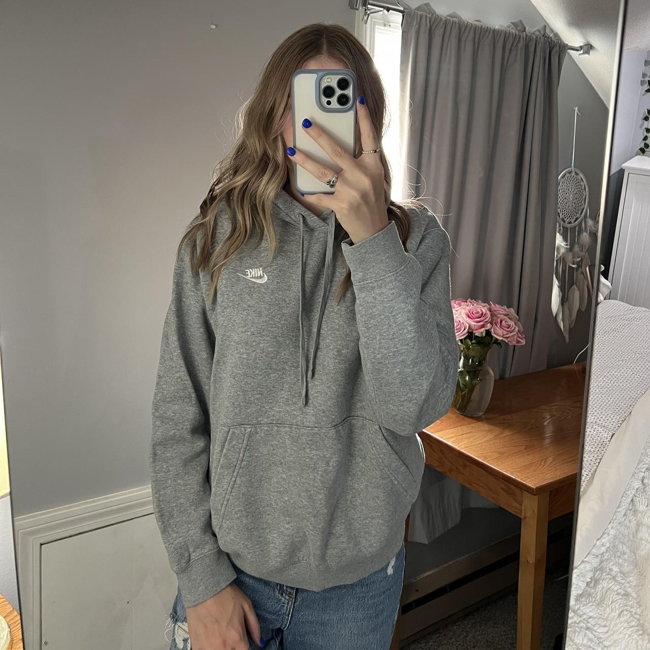 Nike Light Grey Hoodie 🩶Size: Small 🩶Color: Light... - Depop