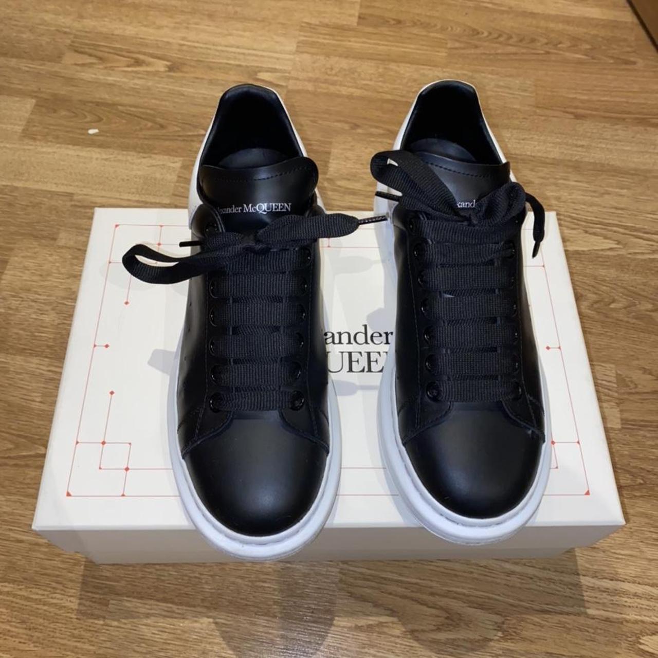 alexander mcqueen trainers black