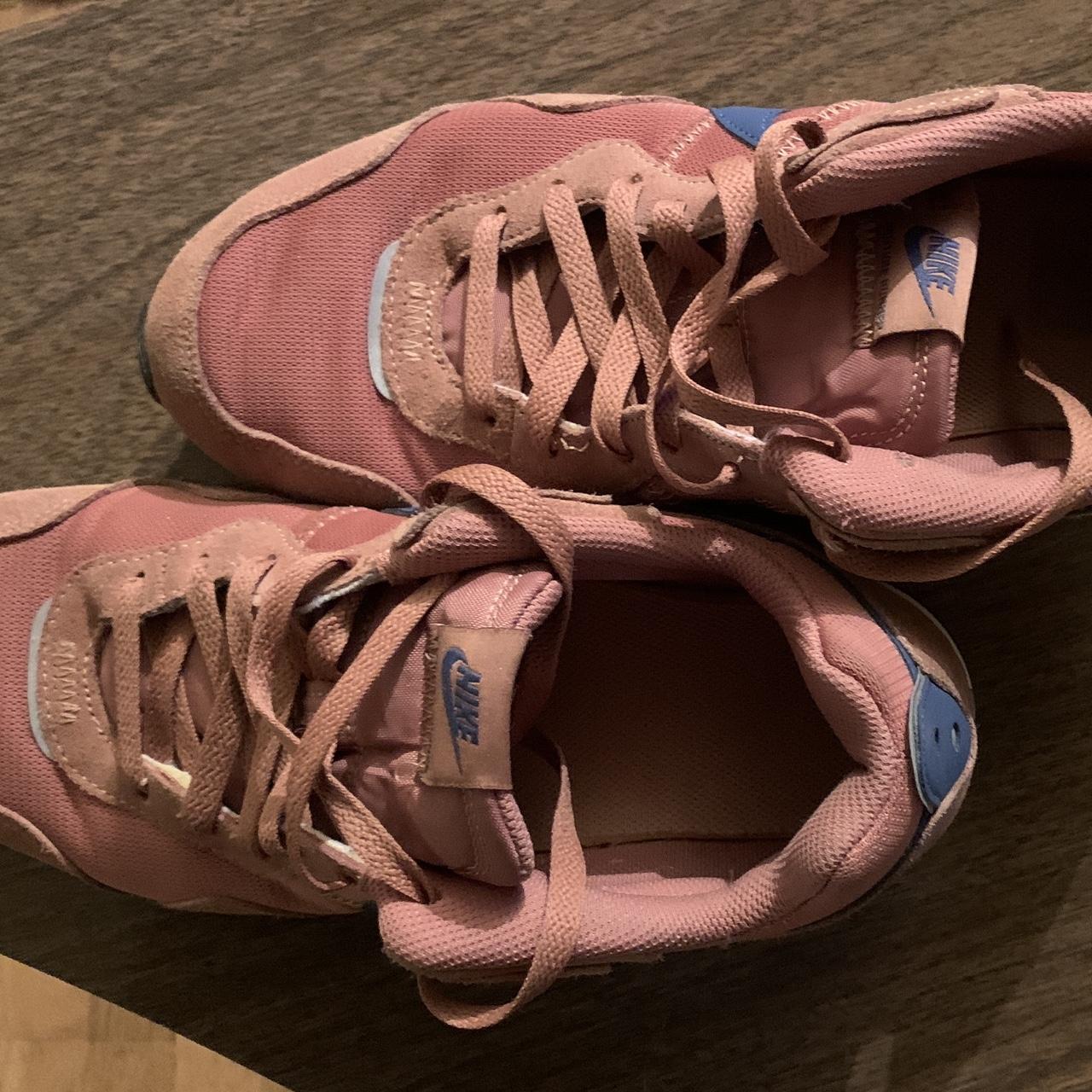 Nike Venture Runner Mineral Clay Mystic Navy Depop