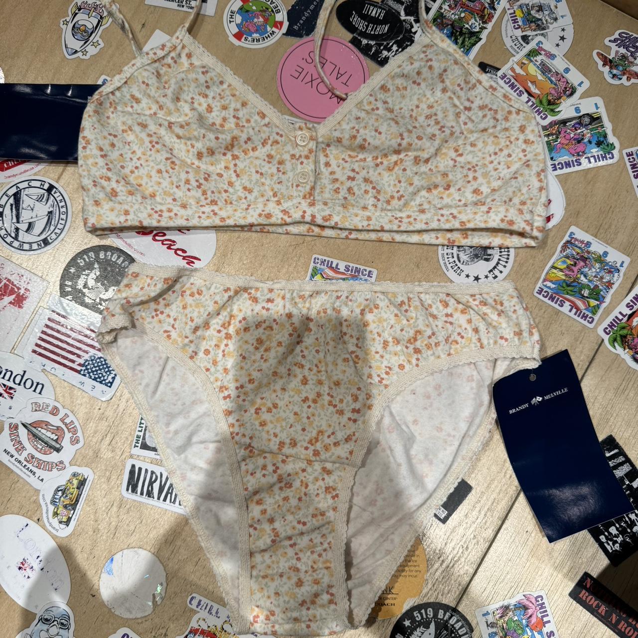 Rare brandy melville matching pajama set. So cute... Depop