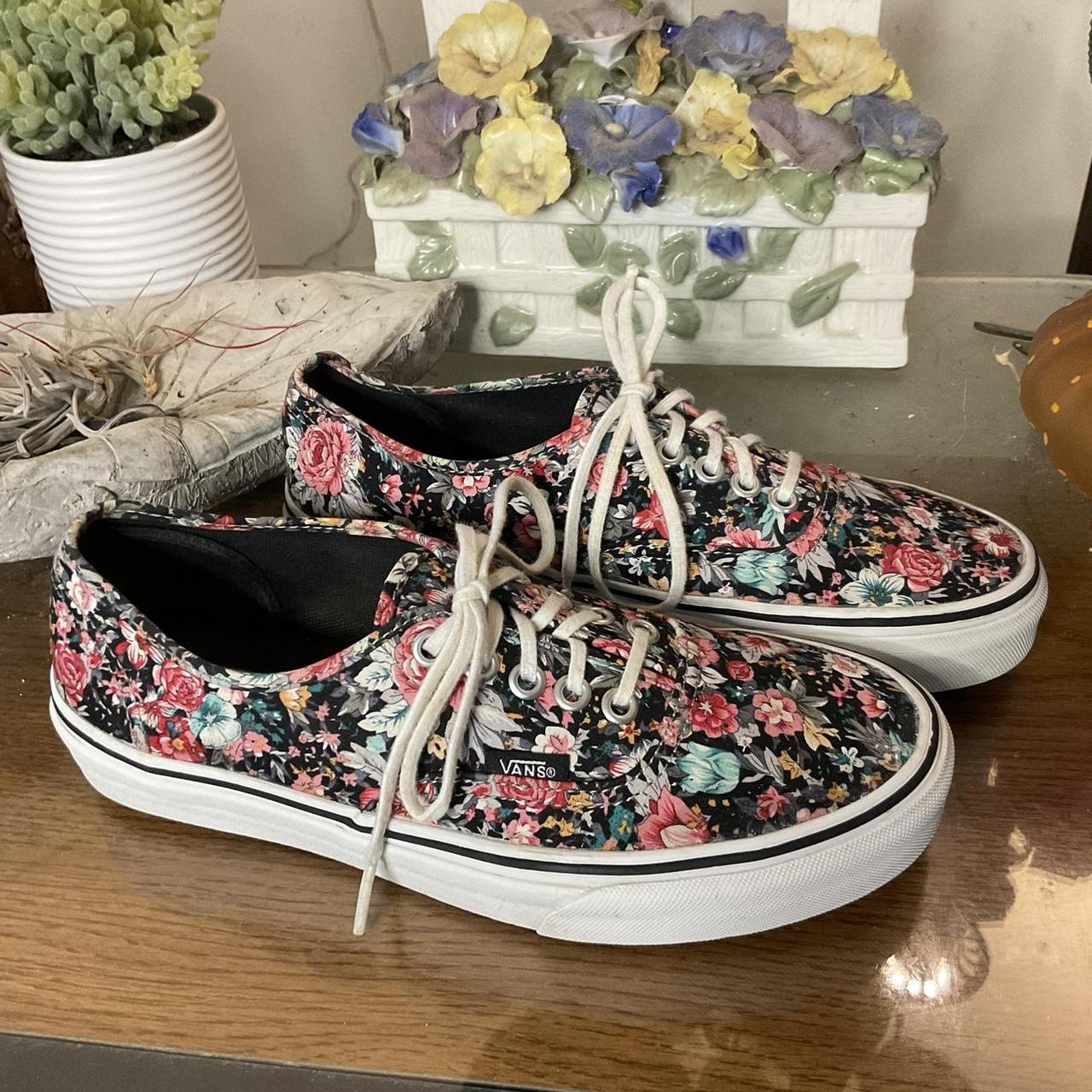 Vans authentic floral best sale black