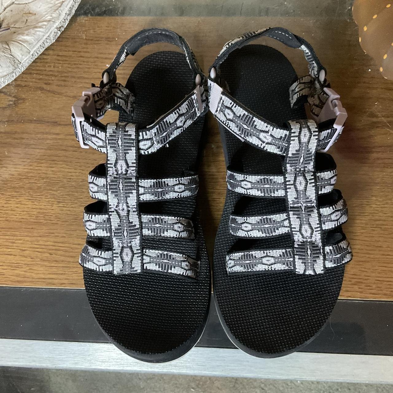 TEVA WOMENS ORIGINAL DORADO OUTDOOR SANDALS SZ... - Depop