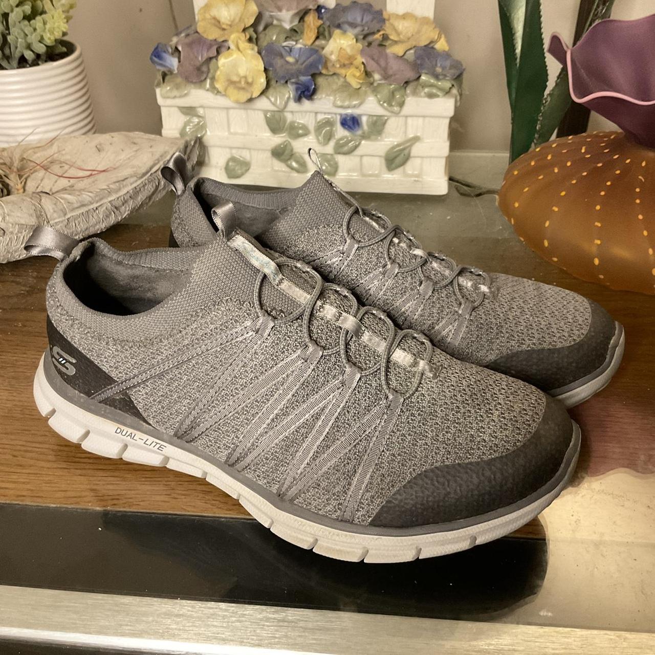 Skechers wide outlet sneakers