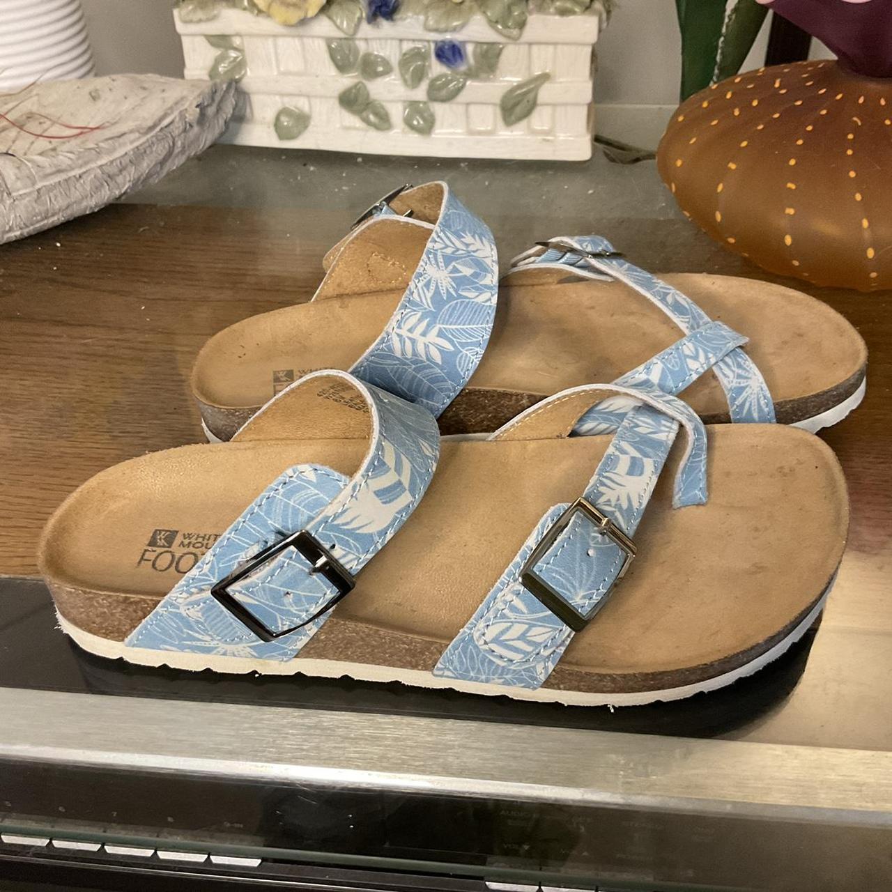 White mountain cheap blue sandals