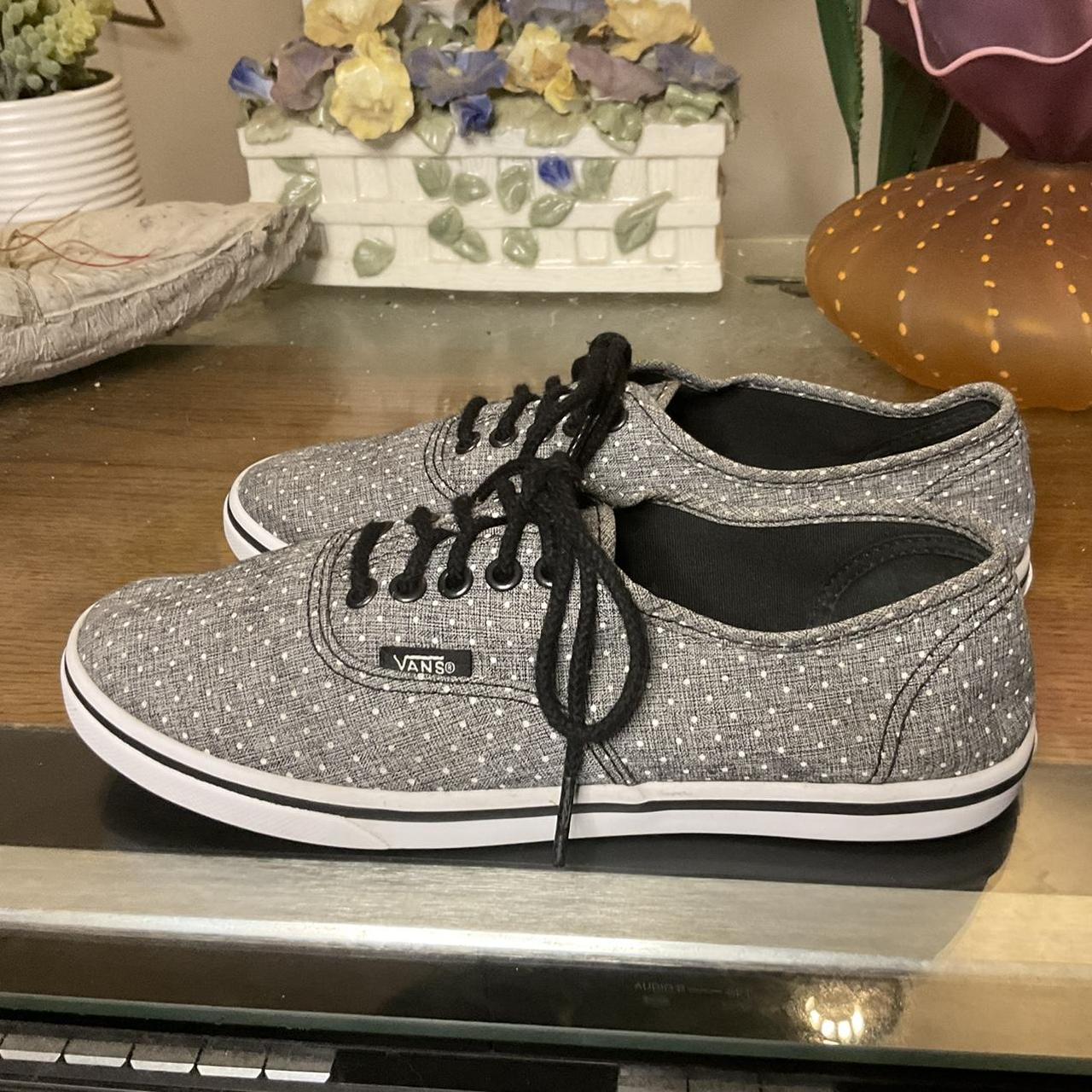 Authentic lo pro vans 2024 womens