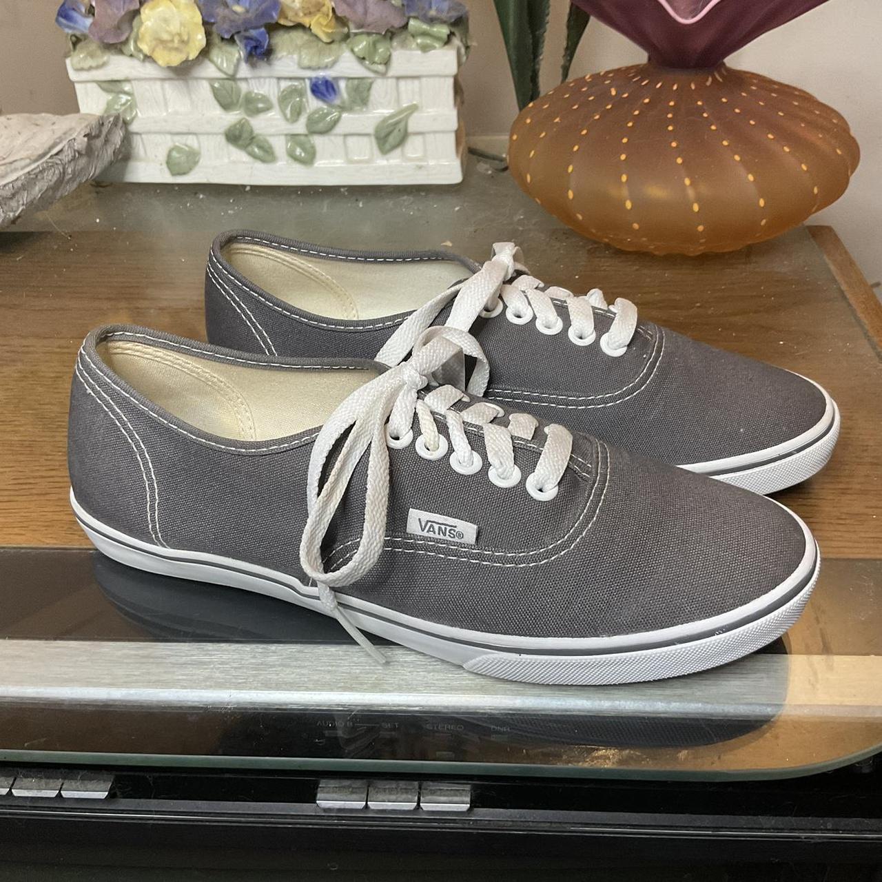 Grey vans for women best sale