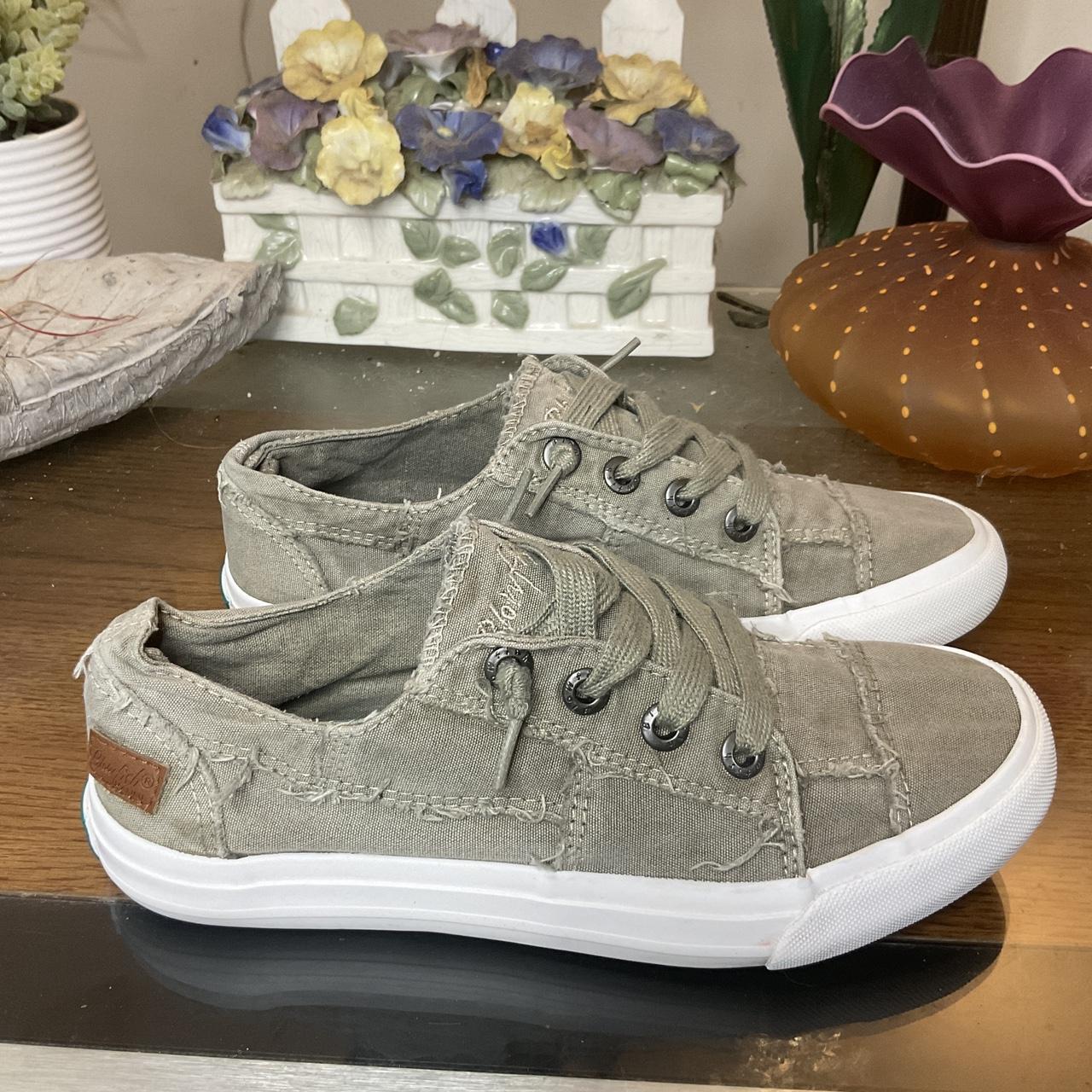 BLOWFISH MALIBU MAXINE SLIP ON SNEAKERS Depop