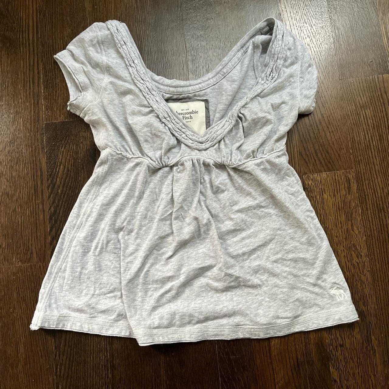 Abercrombie & Fitch Women's Grey T-shirt | Depop