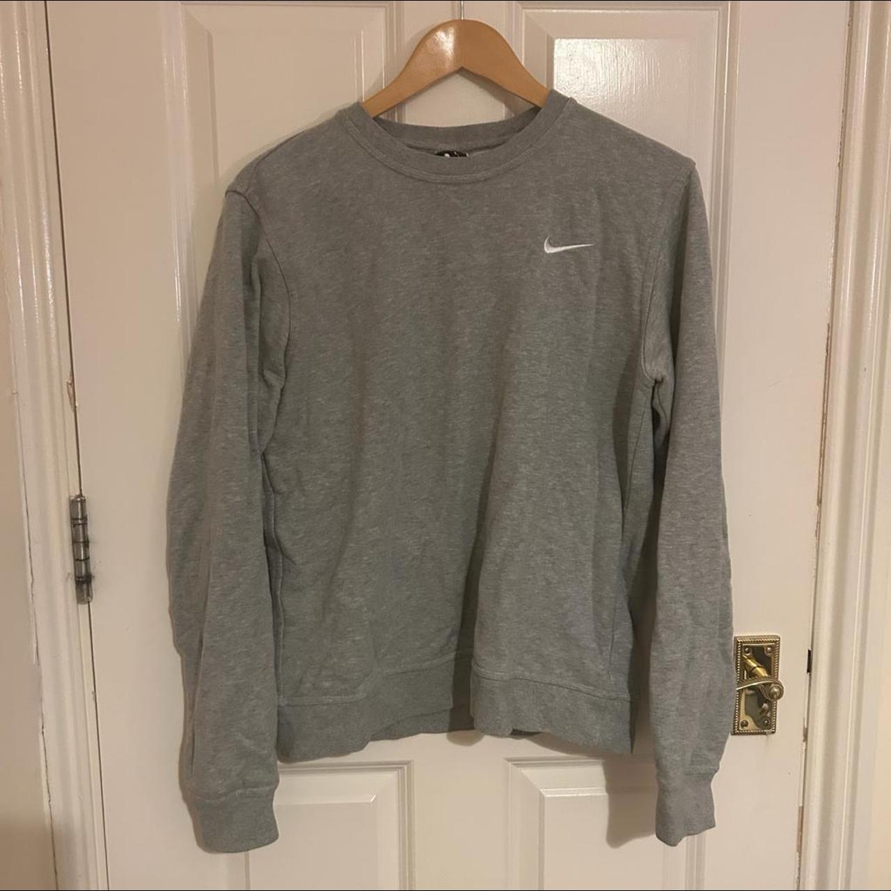 nike grey women's sweatshirt