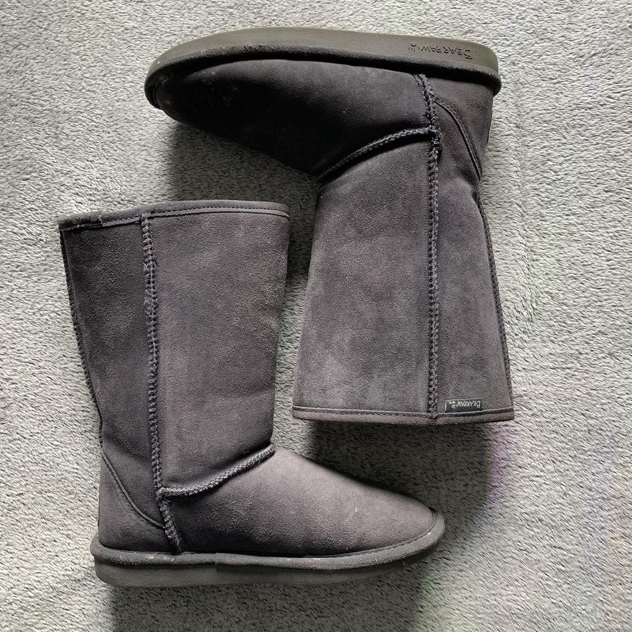 Bearpaw Women's Grey Boots | Depop