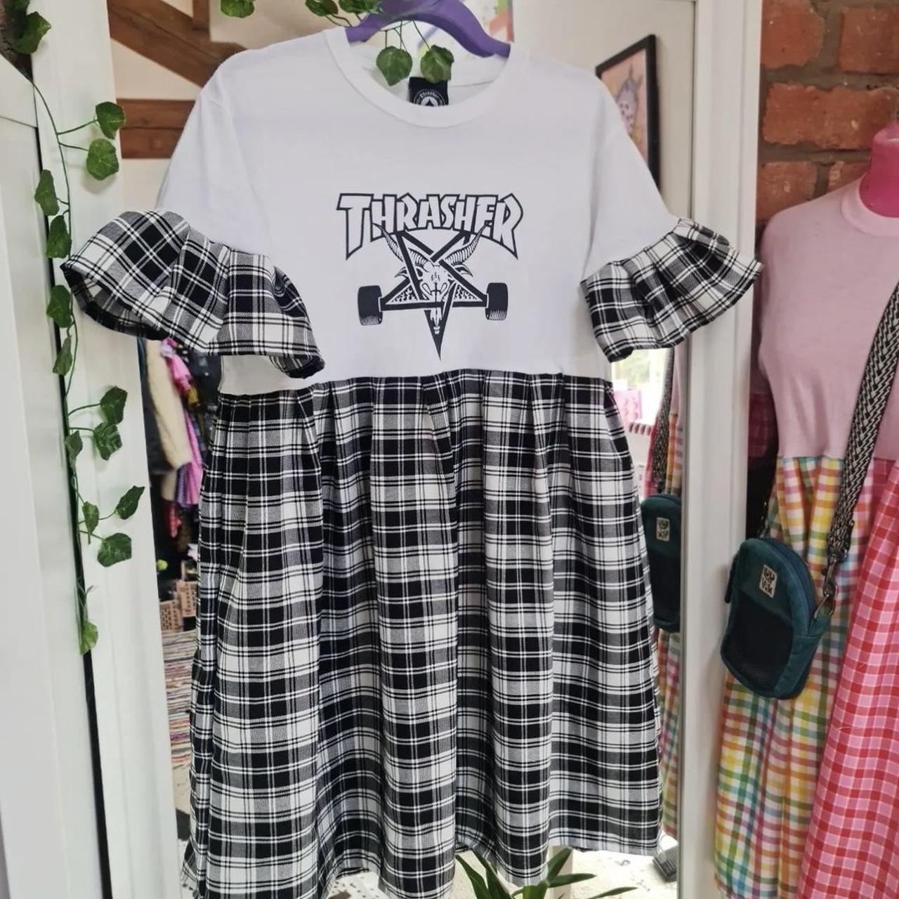 Thrasher white and black T SHIRT Dress UNIQUE LAZY