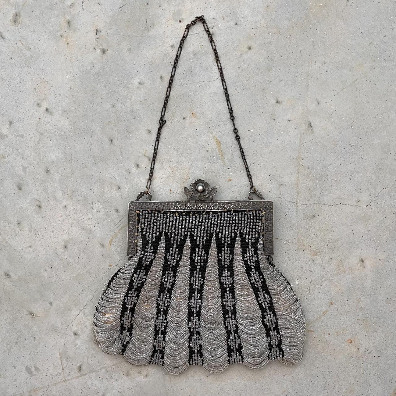 1920s Silver Beaded Handbag