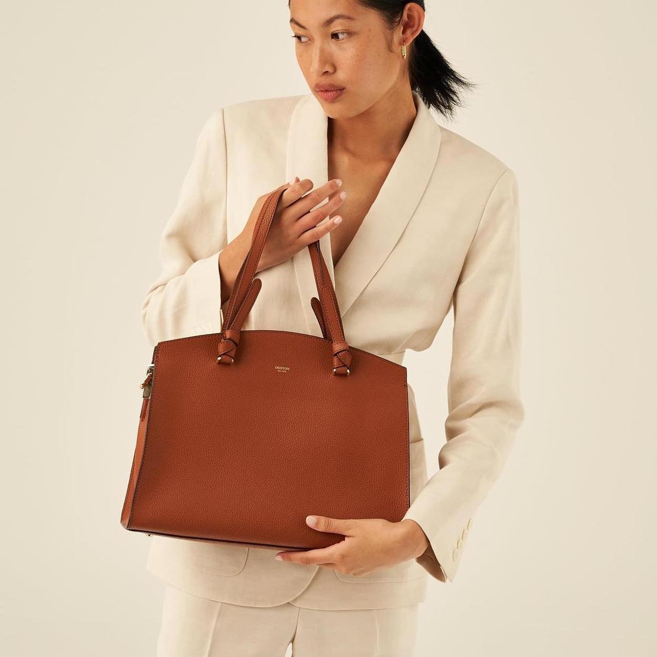 Oroton atlas shopper tote sale