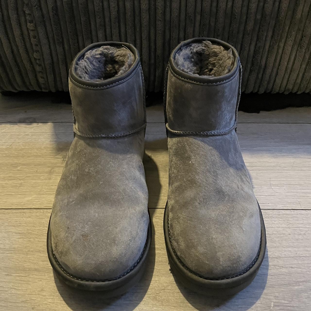 Grey Ugg boots good condition size 5 - Depop