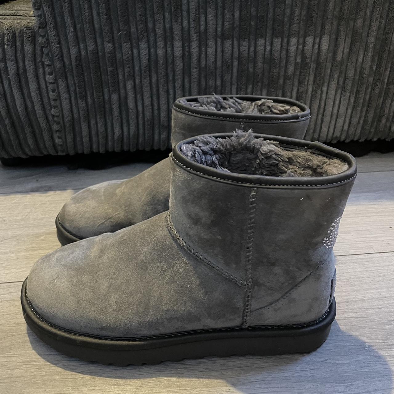 Grey Ugg boots good condition size 5 - Depop