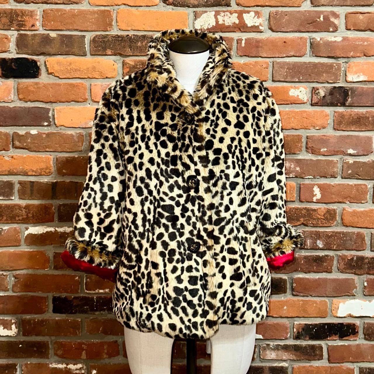 Vintage Charlotte Russe Cheetah Print Faux Fur Red... - Depop