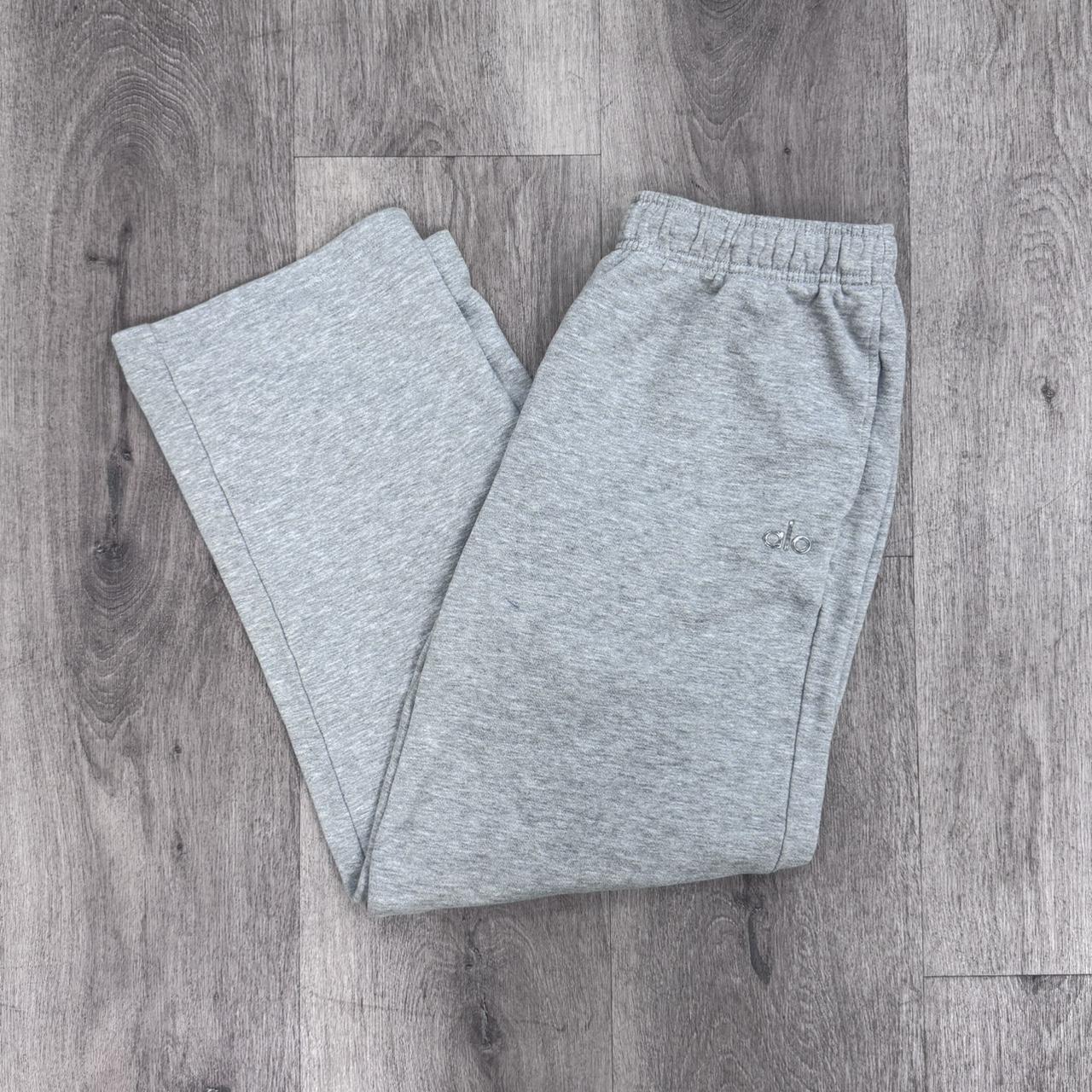 Alo mens baggy grey fleece sweats great condition... Depop