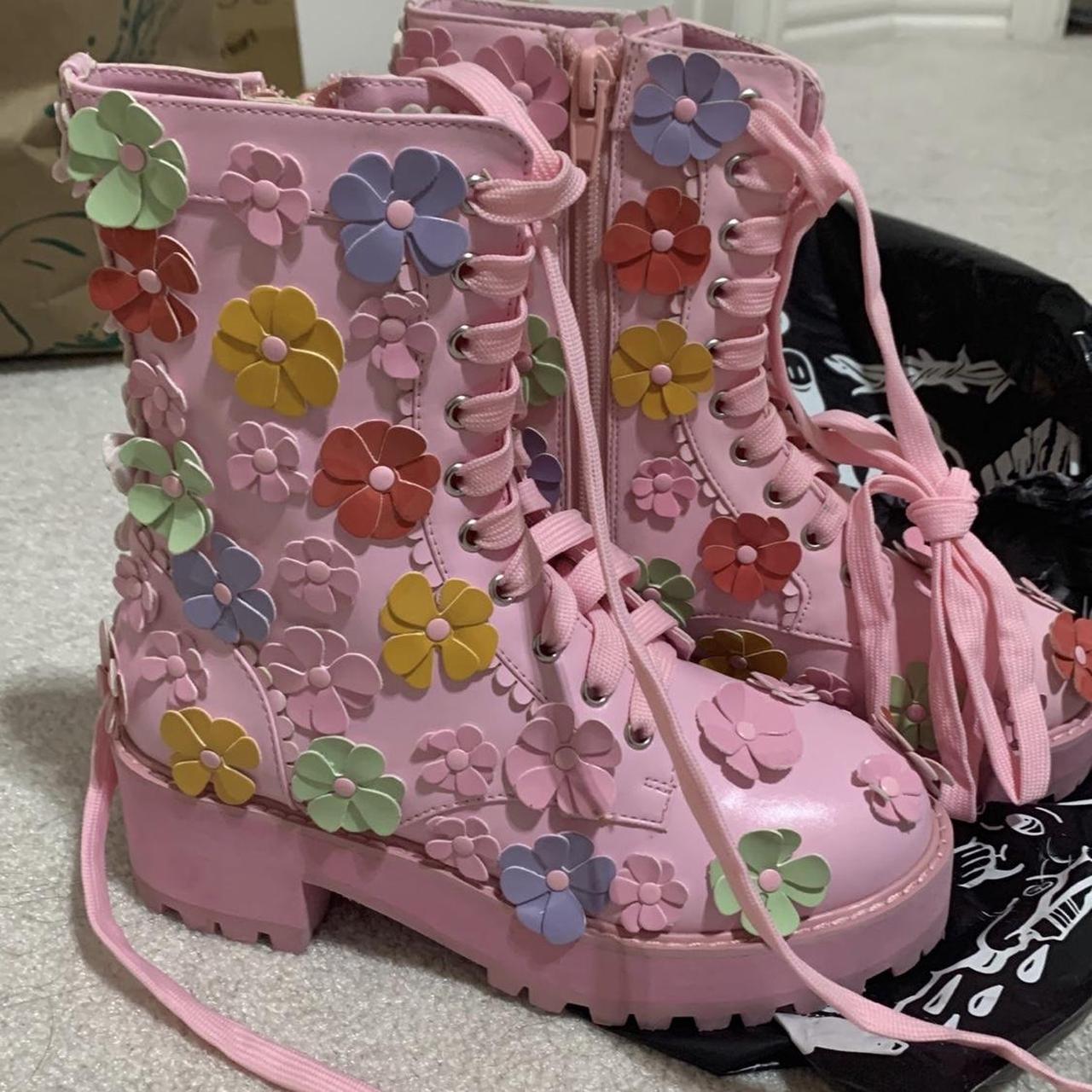 Dolls Kill Sugar Thrillz Make it Camp