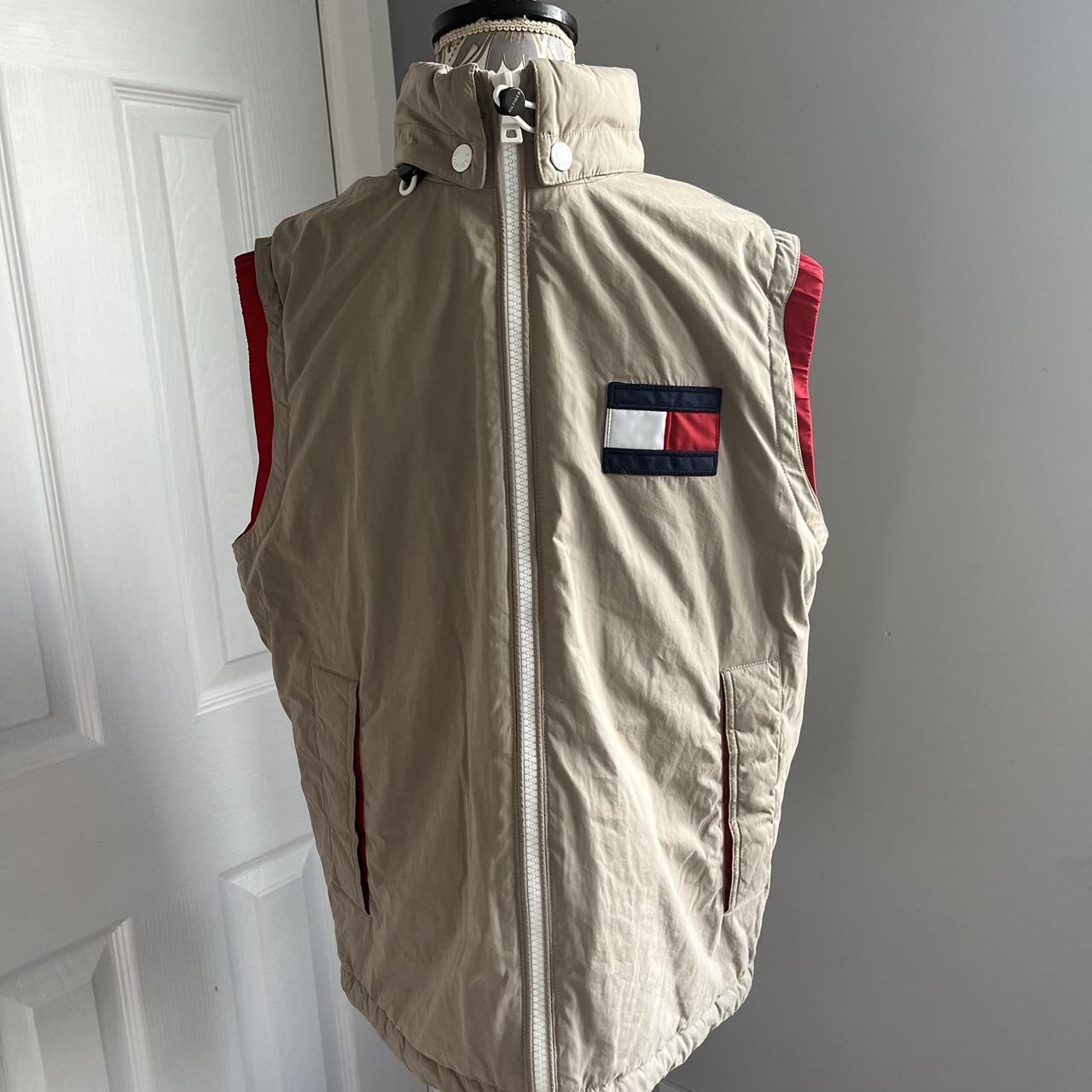 Tommy Hilfiger Men's Gilet Depop
