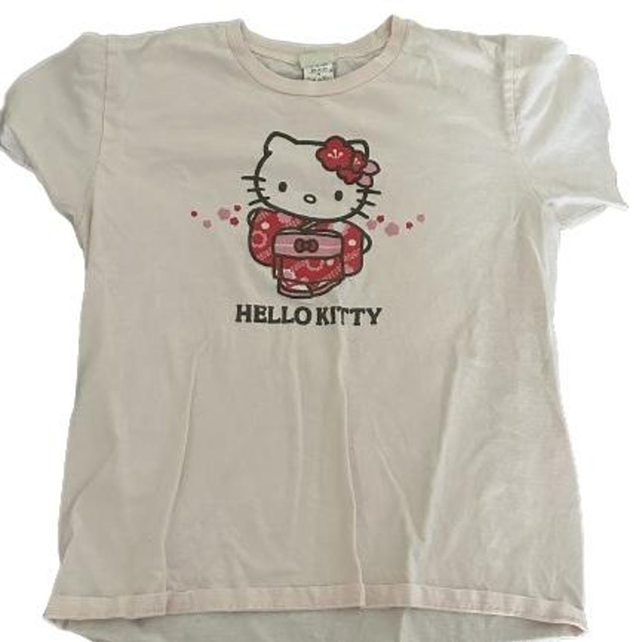 Hello Kitty Women's Pink and White T-shirt | Depop