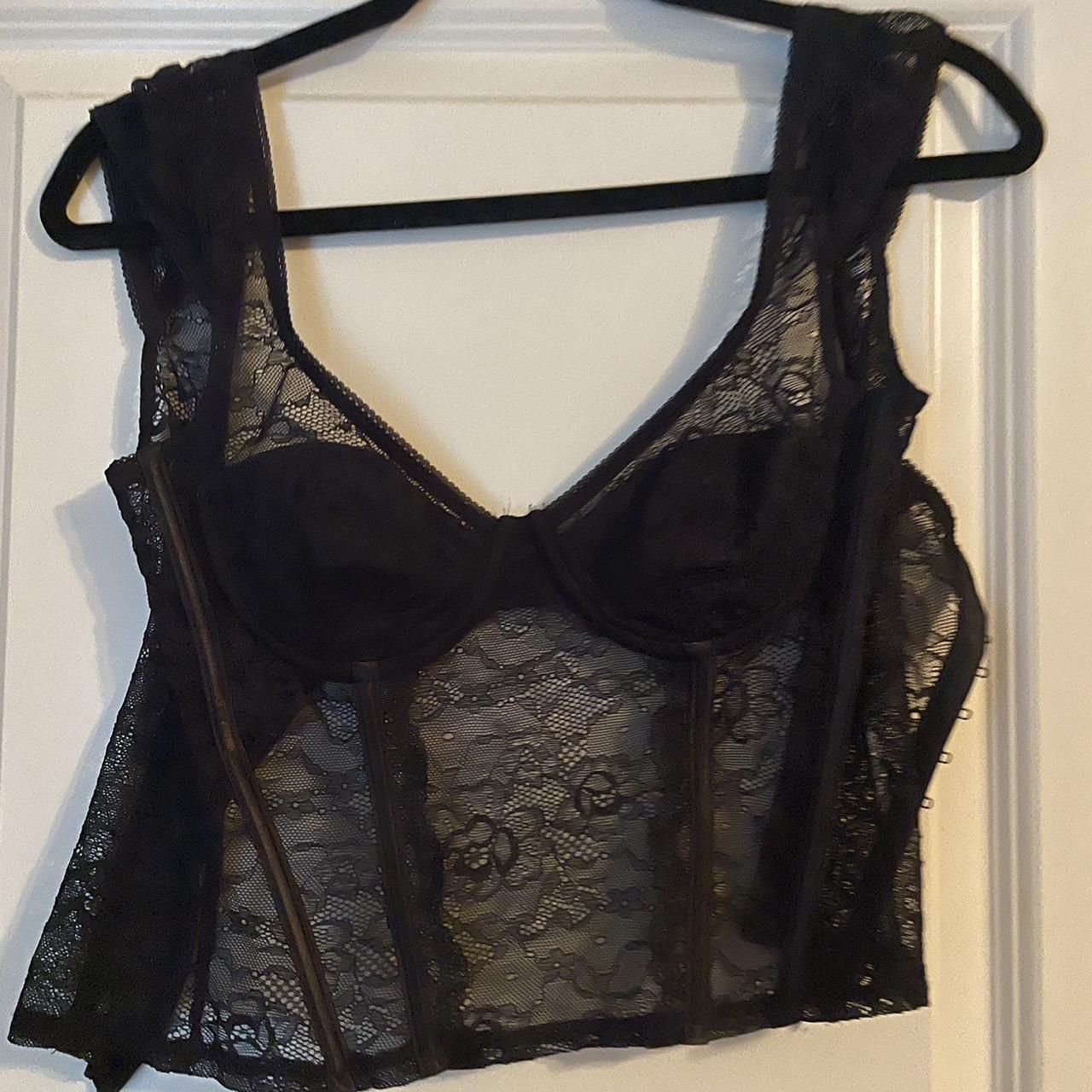 Edikted Lace Corset Brand new, never worn lace - Depop