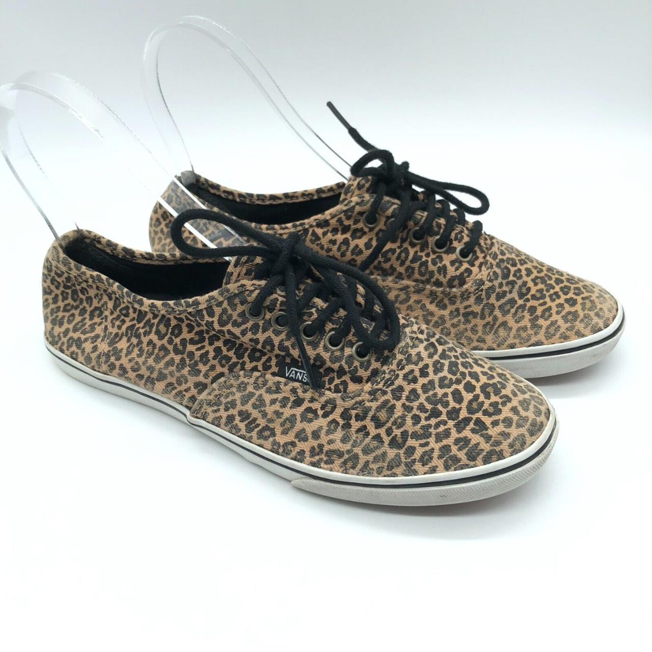 Leopard print vans lace sales up