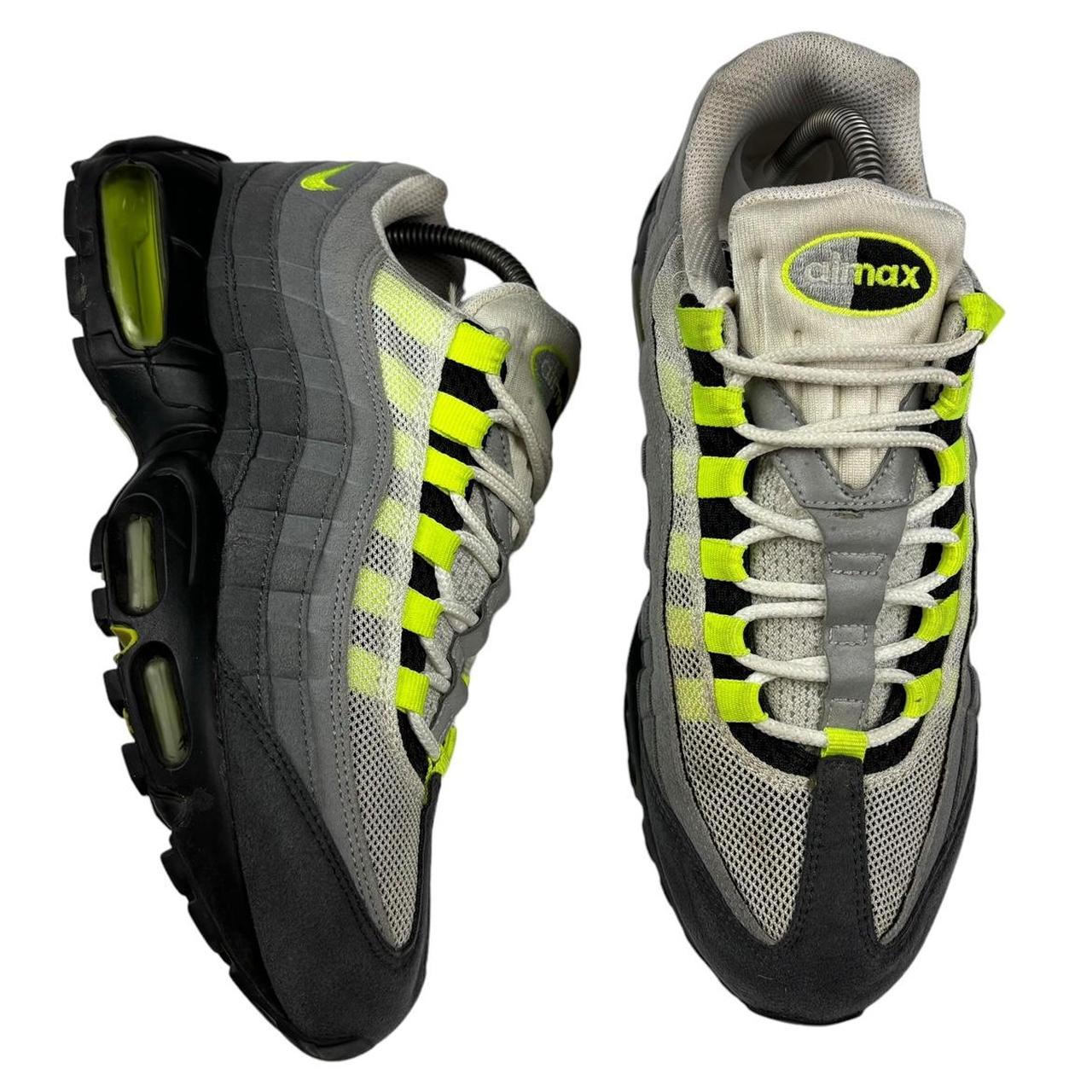 Nike air max 95 OG Neon Size: UK7 / US8 | Depop
