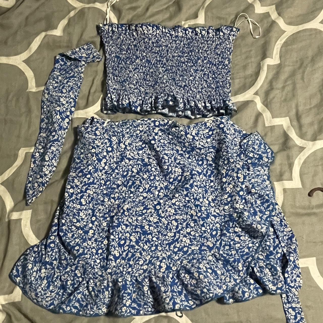 SHEIN two piece set size medium! The piece of fabric... - Depop