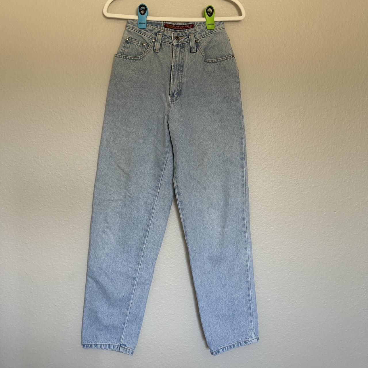 Union Bay Women's Blue Jeans Depop