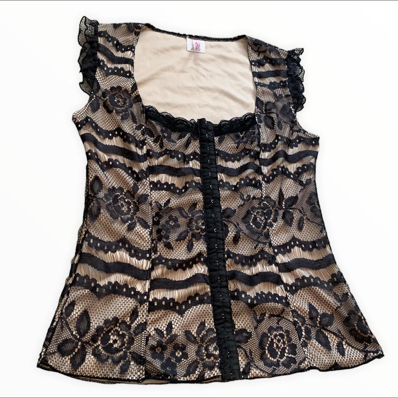 Gorgeous Vintage Lace Corset-style Top— in love with... - Depop