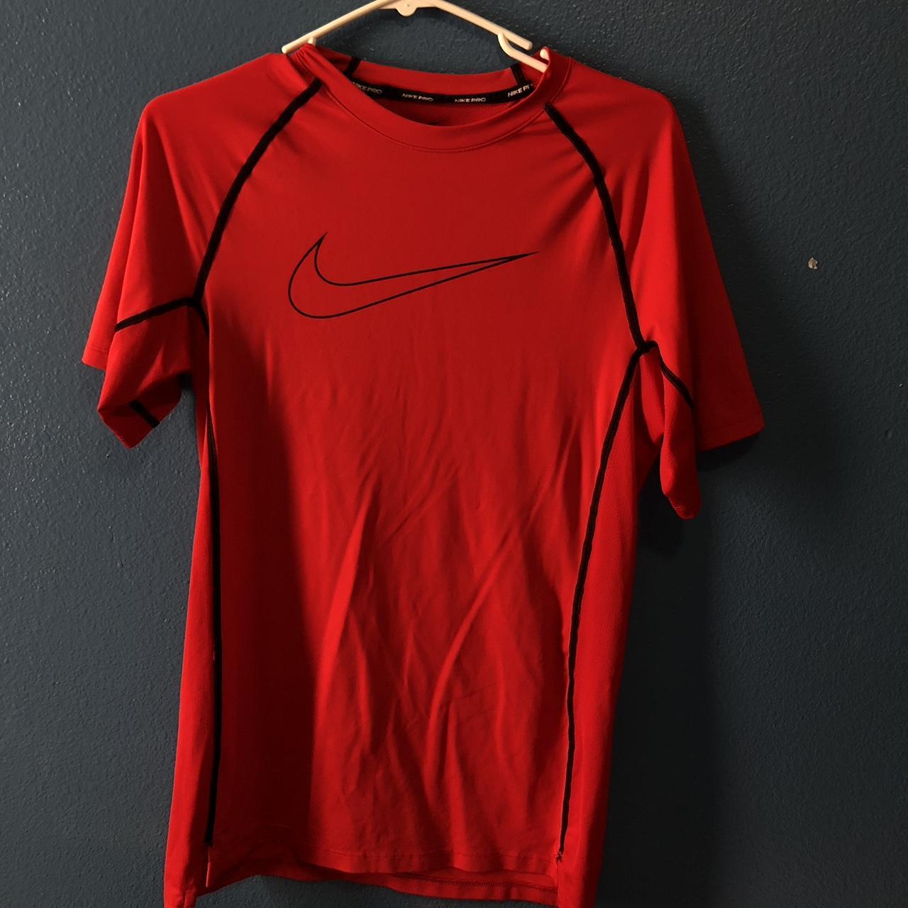 Mens Nike Pro compression shirt Worn a few times,... - Depop