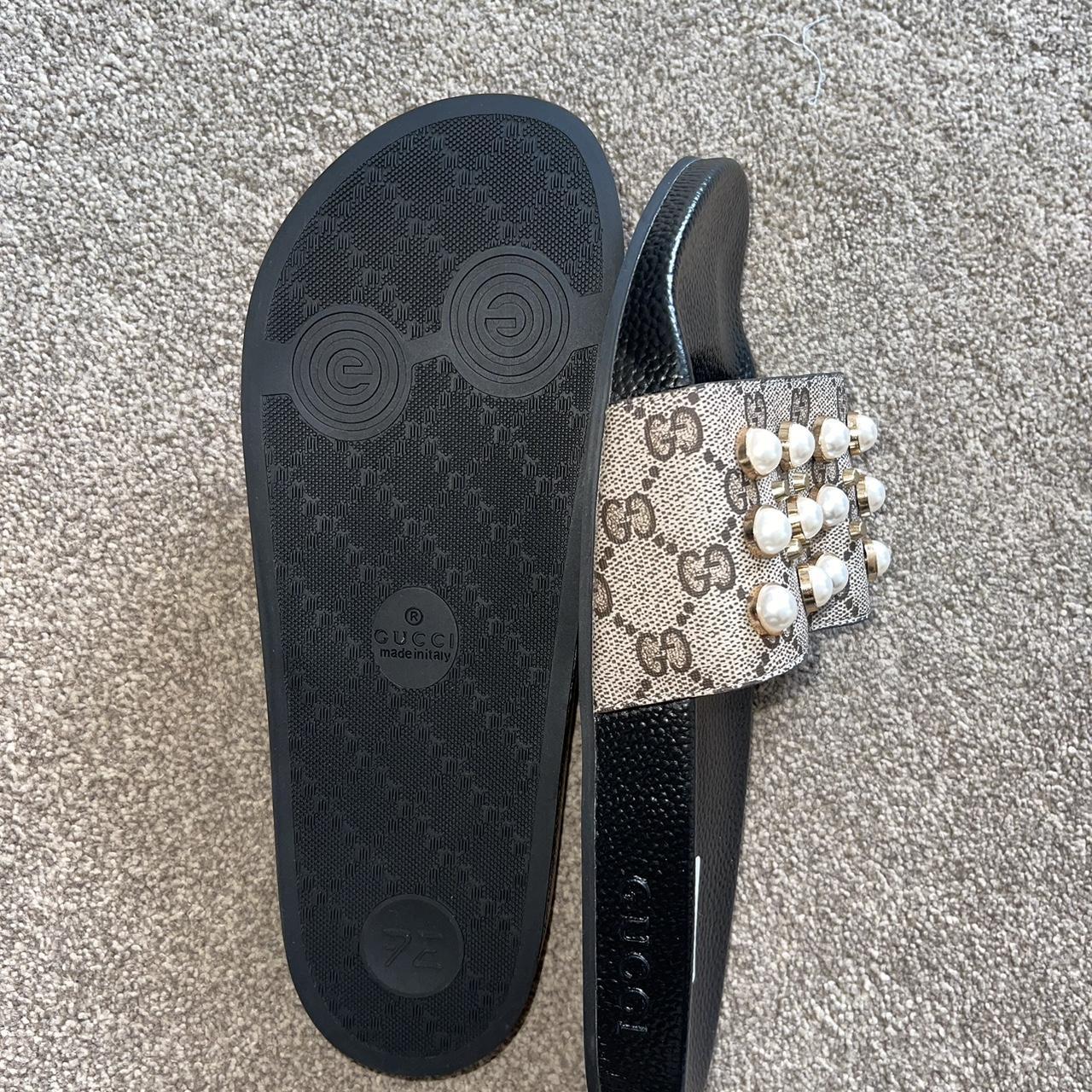 Gg supreme slide outlet with pearls fake