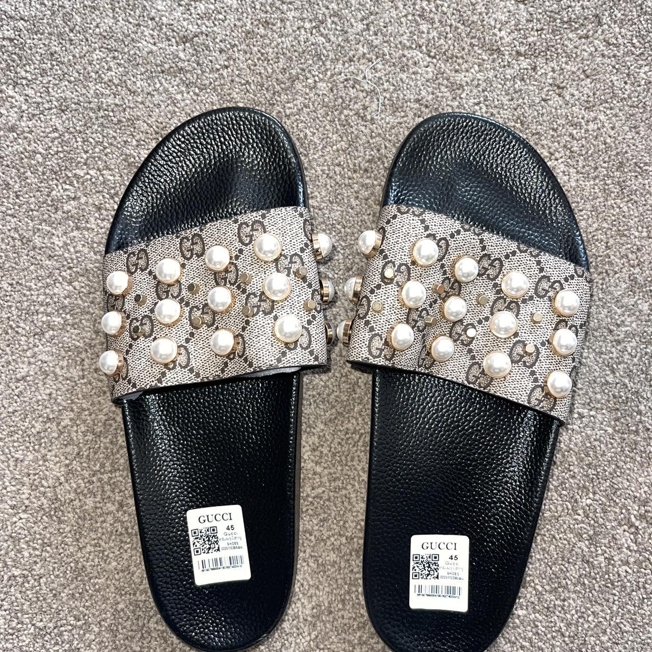 Pearl gucci slides online