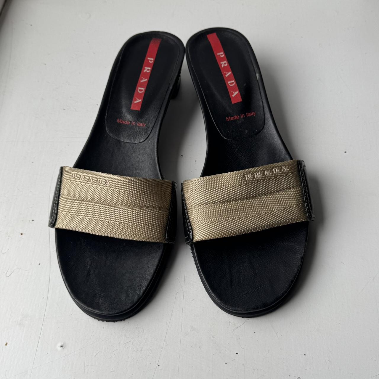 item listed by leonayang