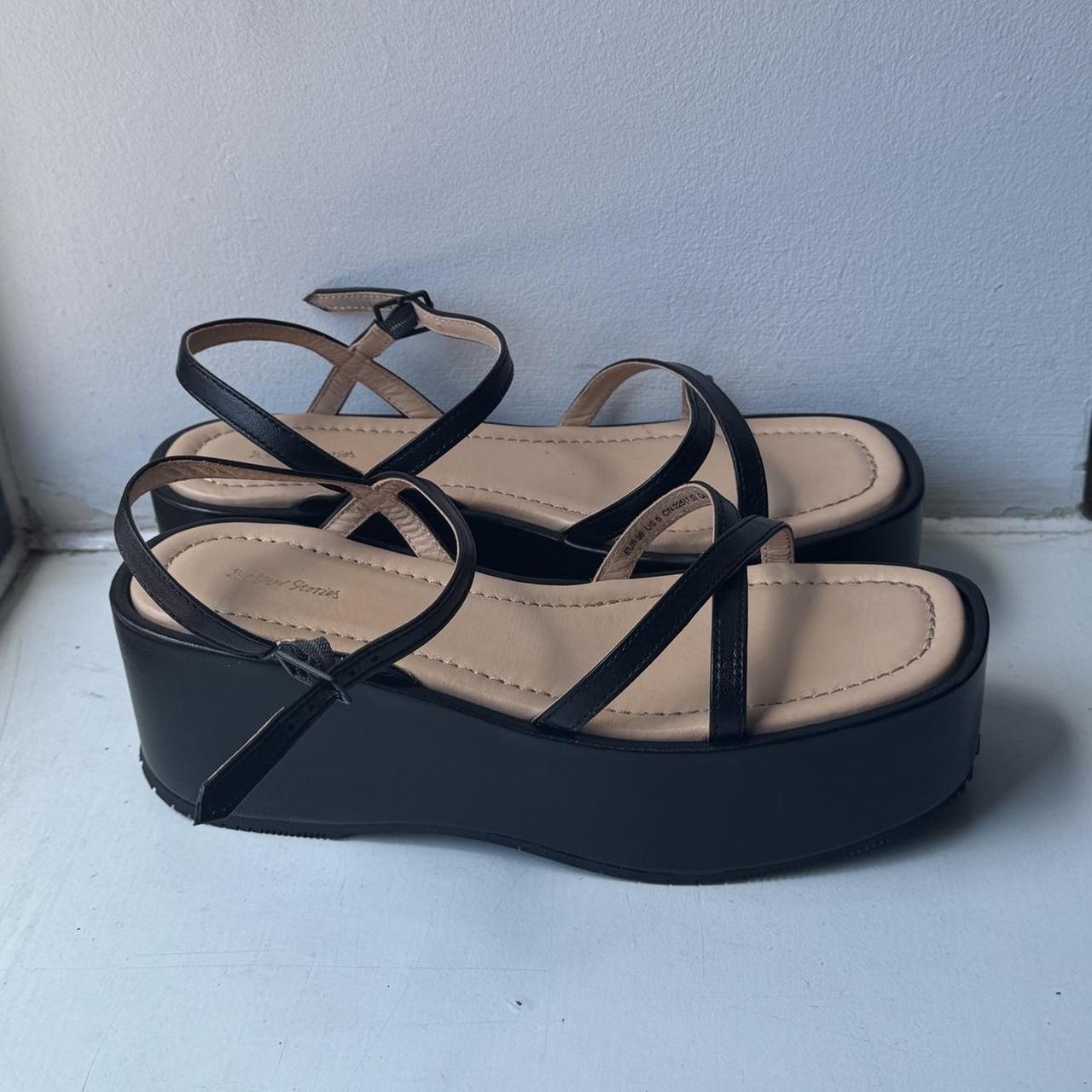 item listed by leonayang