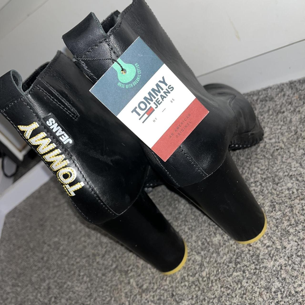 hilfiger boots womens