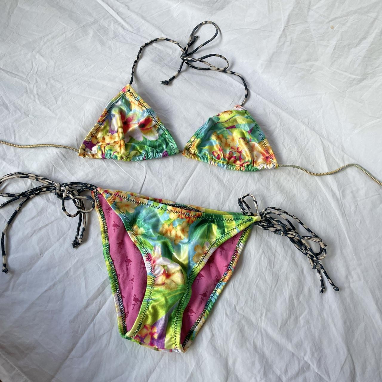 Deadstock vintage y2k floral bikini set 🌶 - so hot!... - Depop