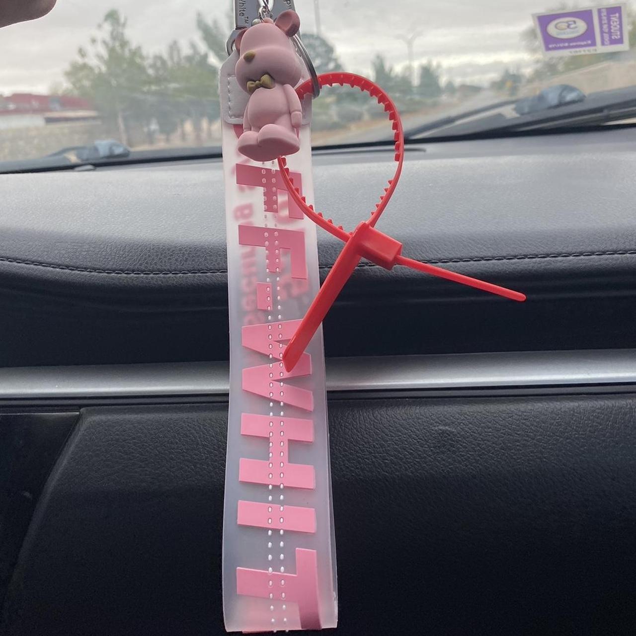 💞 OFF WHITE KEY CHAINS 🖤 BLACK OR PINK 💞 🖤 20 each... Depop