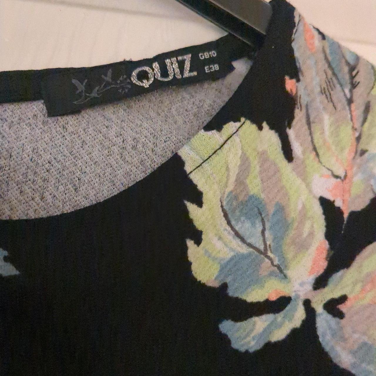 Quiz floral romper / playsuit Size 10 Worn a few... Depop