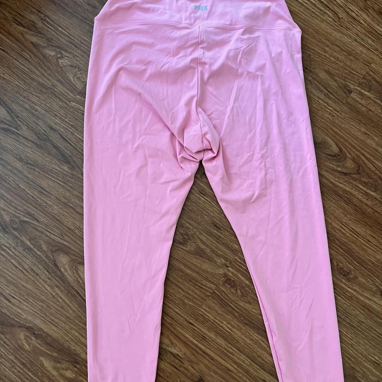 pink victoria secret pink leggings size xxl but has... Depop