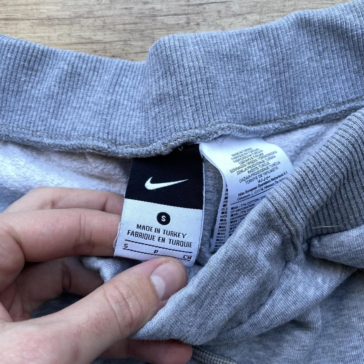 mens nike club joggers grey