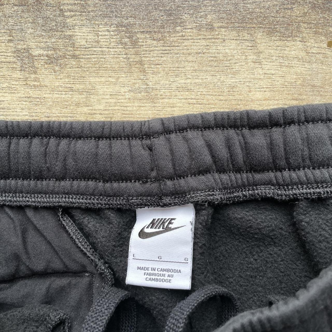 Nike Club Joggers in Black Size Large Good... Depop