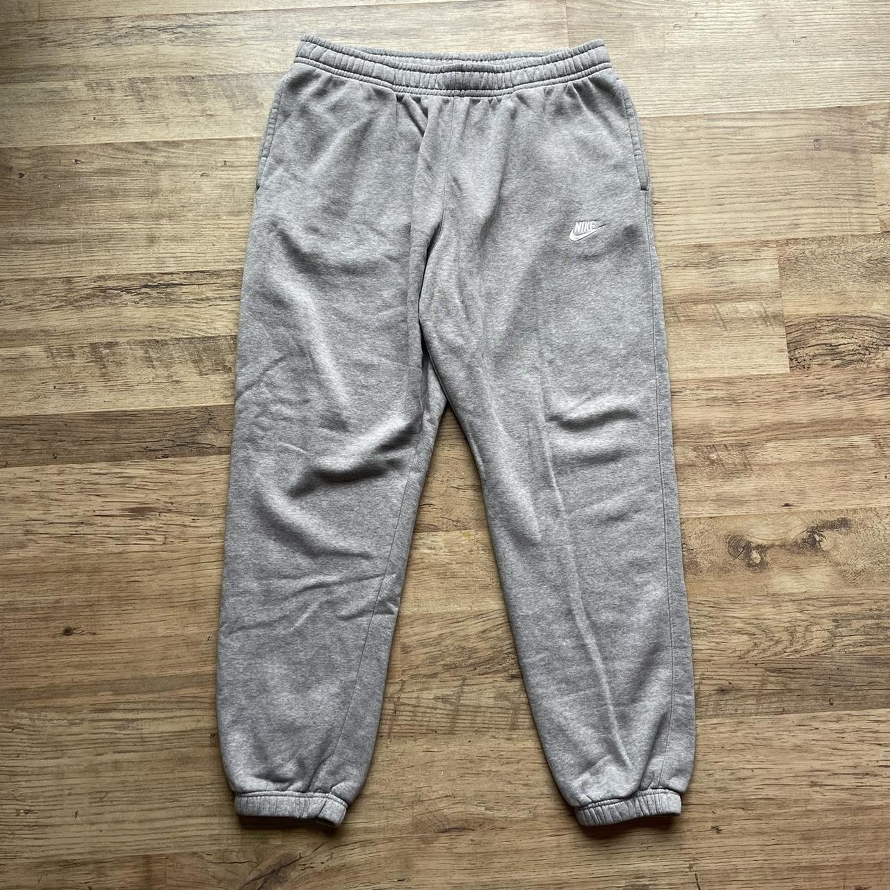 mens nike club joggers grey