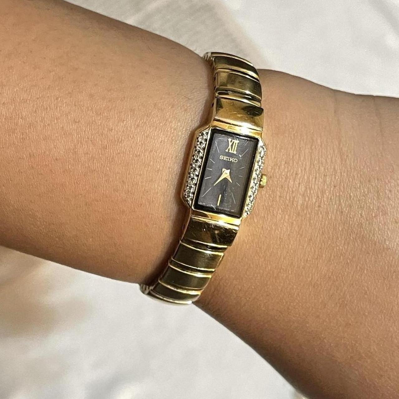 item listed by alame_khyal