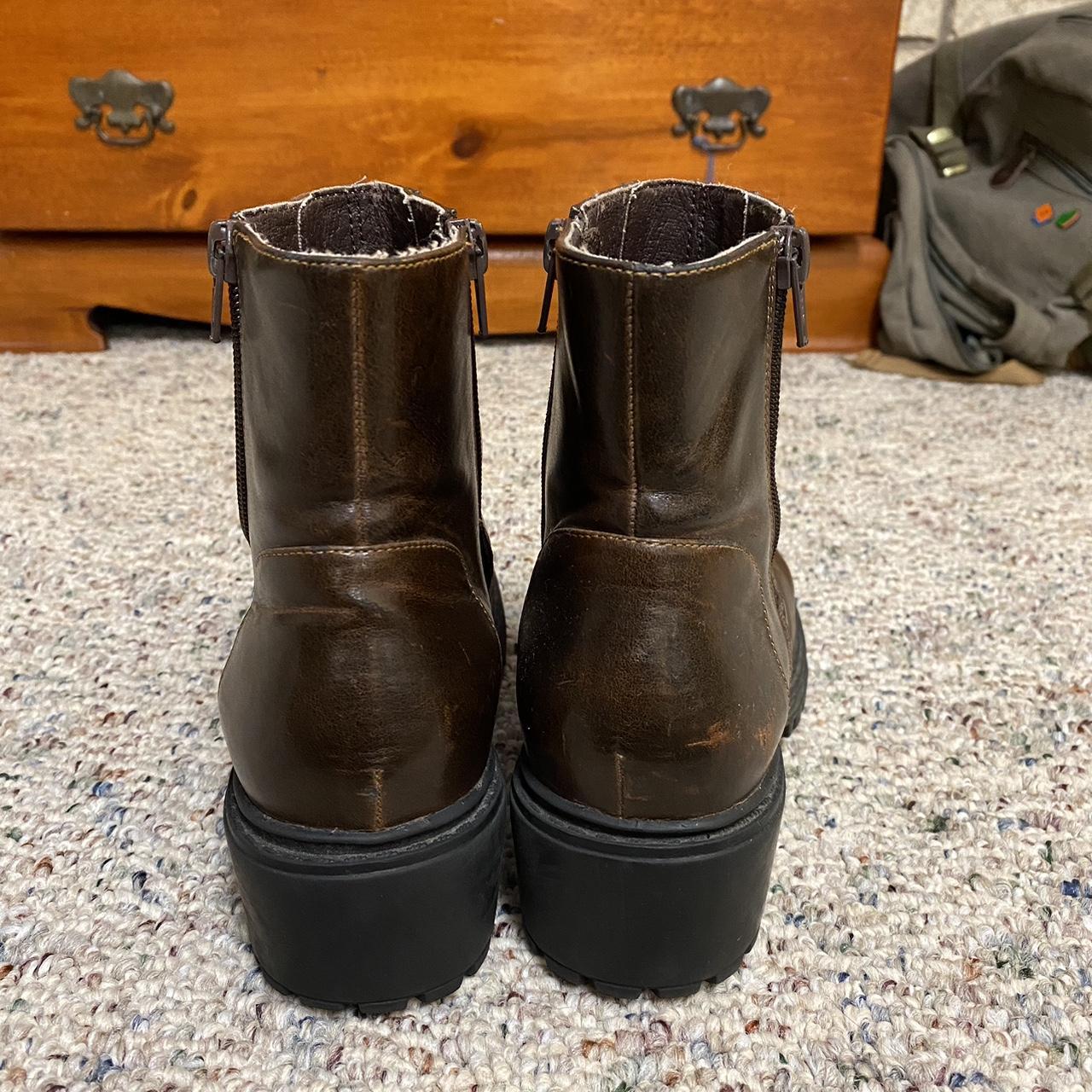 Union Bay Women's Brown and Black Boots | Depop